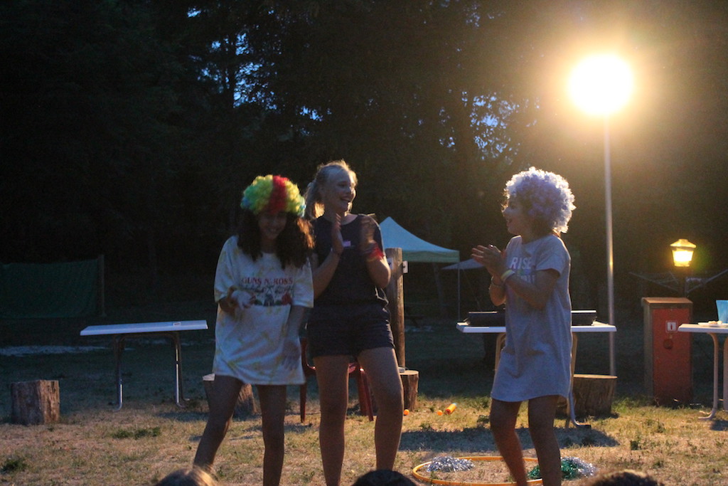 Village Camps International Summer Camp Ardèche, France 2019-07-26 https://www.villagecamps.com/journals_admin/images/2236-7446-TalentShow11 copy.jpg
